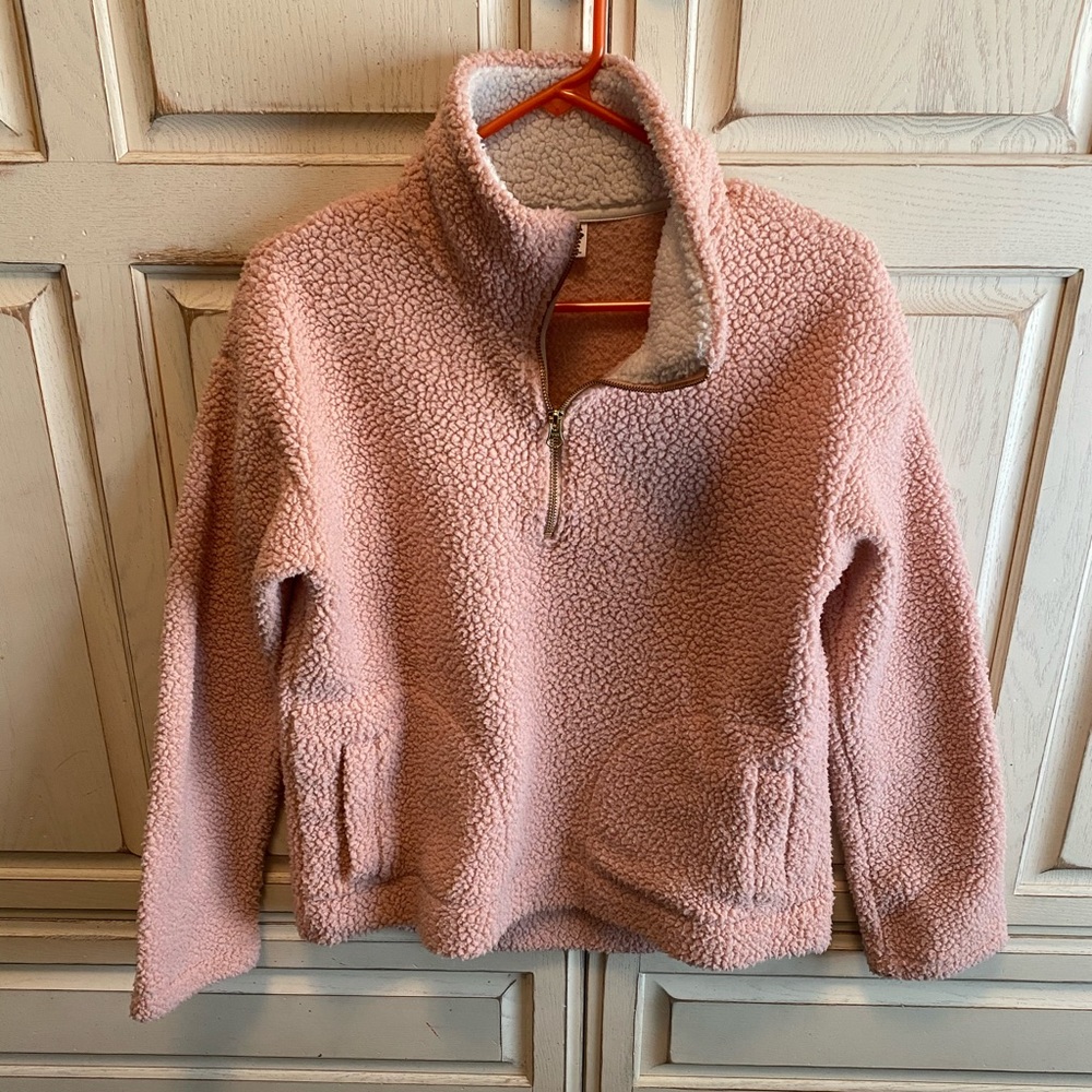 Light pink sweater